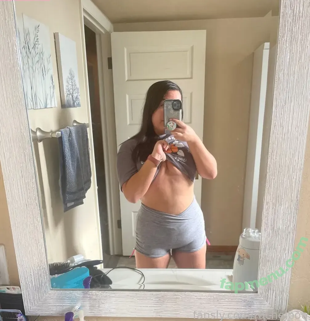 Rachelboo nude photo #0048 (Rachel_Boo_ / rachelboo___ / vodkaboobs)