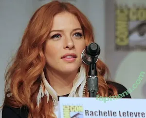 Rachelle Lefevre / rachellelefevre nude photo #0038