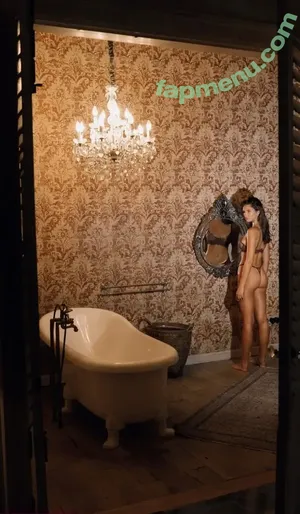 Rachelle Van Waardhuizen / rachelle_v_waardhuizen nude photo #0842