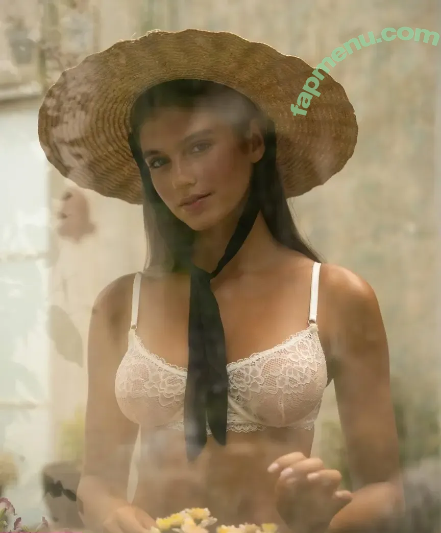 Rachelle Van Waardhuizen nude photo #0774 (rachelle_v_waardhuizen)