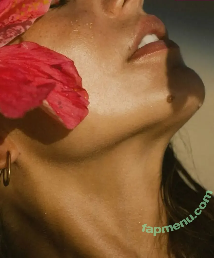 Rachelle Van Waardhuizen nude photo #0828 (rachelle_v_waardhuizen)