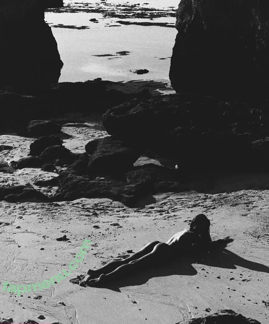 Rachelle Van Waardhuizen nude photo #0925 (rachelle_v_waardhuizen)