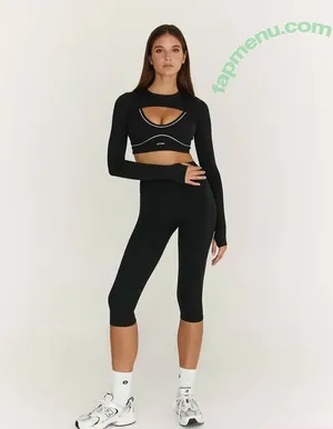 Rachelle Van Waardhuizen / rachelle_v_waardhuizen nude photo #1752