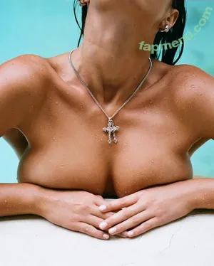 Rachelle Van Waardhuizen / rachelle_v_waardhuizen nude photo #1921