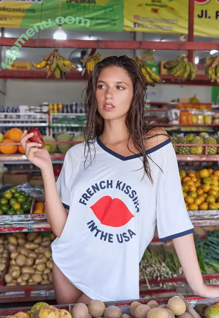 Rachelle Van Waardhuizen nude photo #1727 (rachelle_v_waardhuizen)