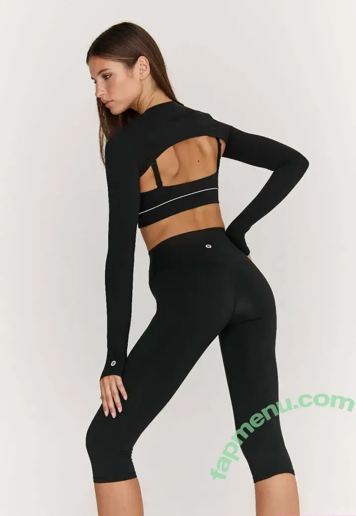 Rachelle Van Waardhuizen nude photo #1771 (rachelle_v_waardhuizen)