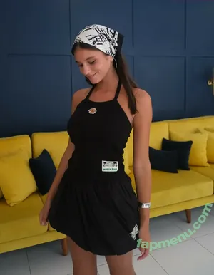 Rachelle Van Waardhuizen / rachelle_v_waardhuizen nude photo #2190