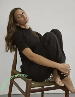 Rachelle Van Waardhuizen / rachelle_v_waardhuizen nude photo #2823