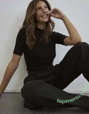 Rachelle Van Waardhuizen / rachelle_v_waardhuizen nude photo #2892