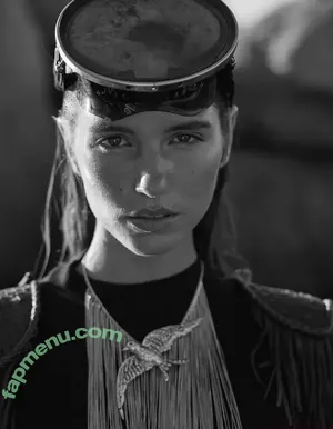 Rachelle Van Waardhuizen / rachelle_v_waardhuizen nude photo #2999