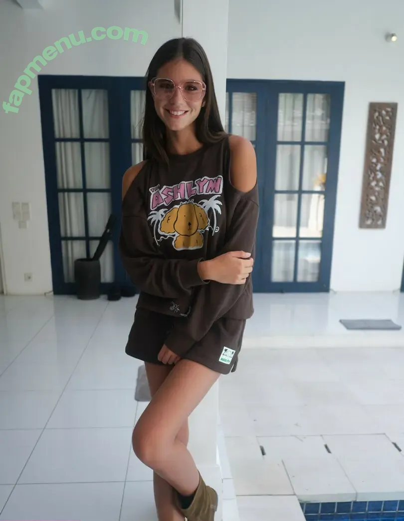 Rachelle Van Waardhuizen nude photo #2198 (rachelle_v_waardhuizen)