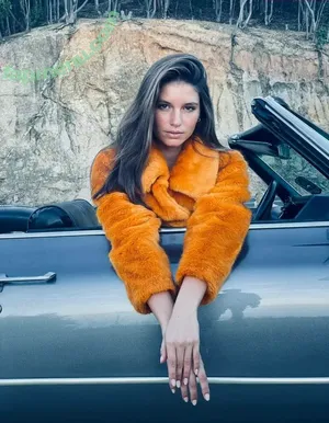 Rachelle Van Waardhuizen / rachelle_v_waardhuizen nude photo #3258