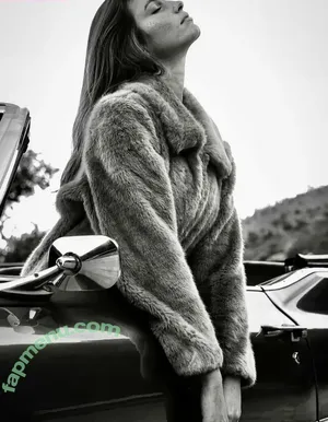 Rachelle Van Waardhuizen / rachelle_v_waardhuizen nude photo #3259