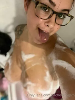 rachelsitaglvn / rachelglvnn nude photo #0017