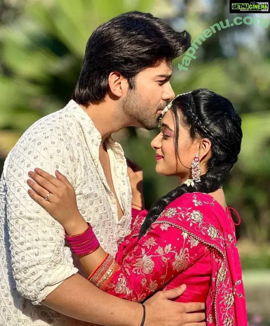 Radhika Muthukumar nude photo #0016 (Radhika Muthukumar)