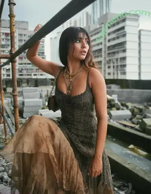 Radhika Seth / radhikasethh nude photo #0125