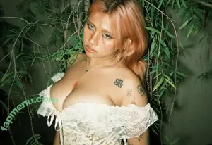 raditiajatayu / hanyaasakitt nude photo #0002