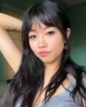 Radvxz / Beabadoobee nude photo #0066