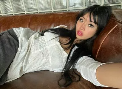 Radvxz / Beabadoobee nude photo #0105