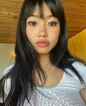 Radvxz / Beabadoobee nude photo #0115