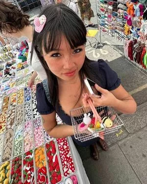 Radvxz / Beabadoobee nude photo #0139