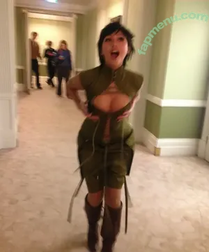 Radvxz / Beabadoobee nude photo #0631