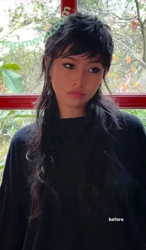 Radvxz / Beabadoobee nude photo #0638