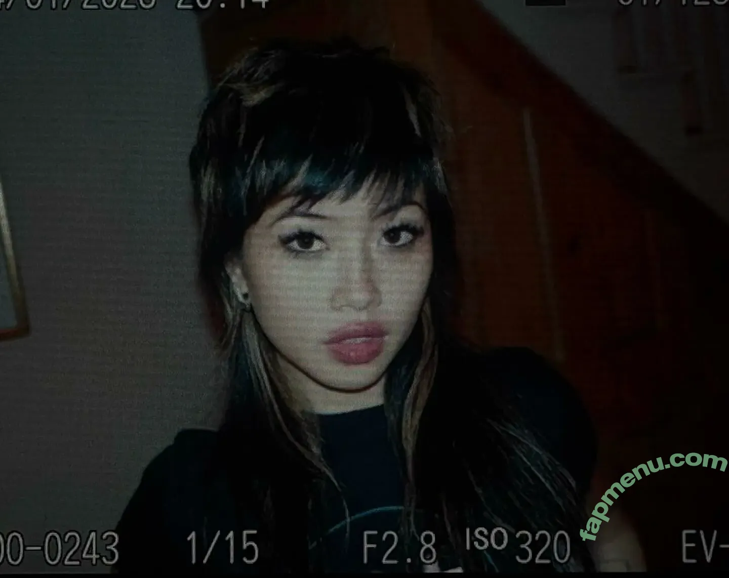 Radvxz nude photo #0640 (Beabadoobee)