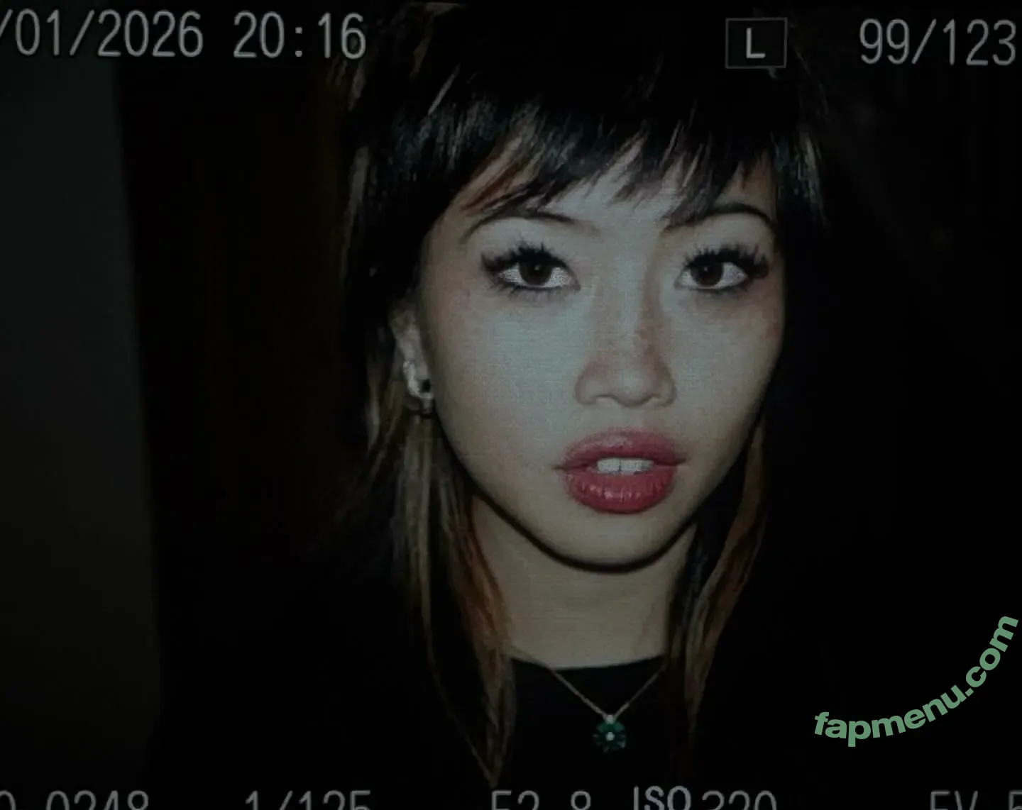 Radvxz nude photo #0642 (Beabadoobee)