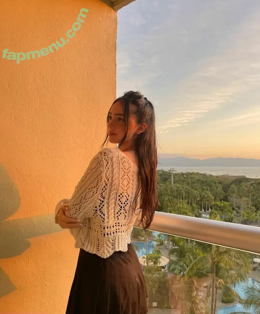 Rae Cambra nude photo #0104 (raecambra)