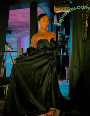 rae_champagne / Dezi Sunshine / raechampagne nude photo #0055