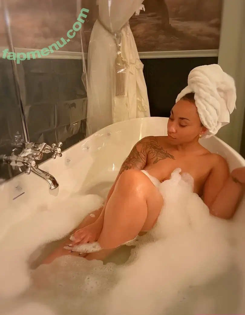 rae_champagne nude photo #0039 (Dezi Sunshine / raechampagne)