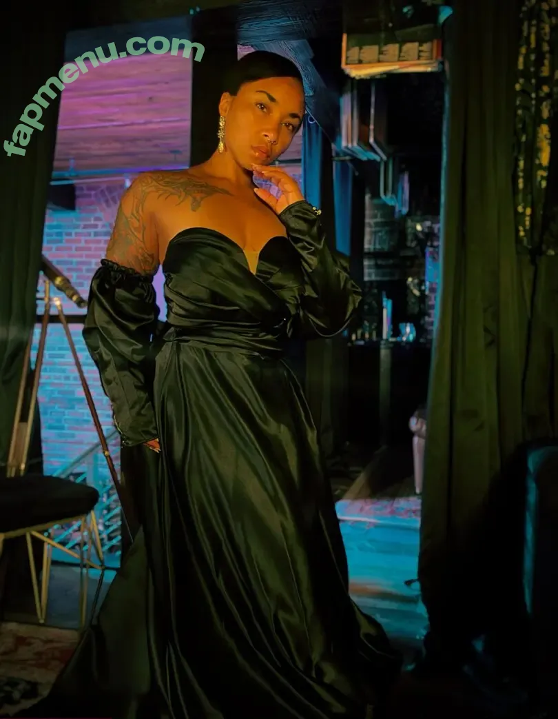 rae_champagne nude photo #0069 (Dezi Sunshine / raechampagne)