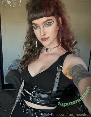 rae_moonfree / rae_moonn nude photo #0211