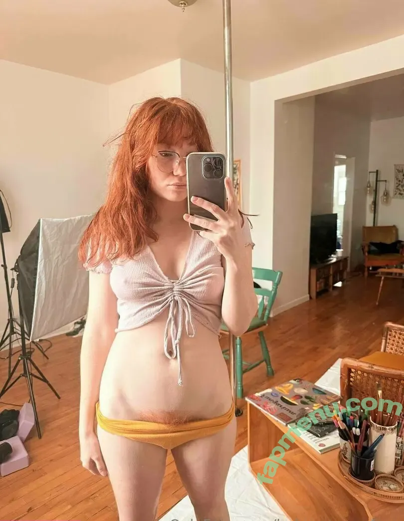 rae_moonfree nude photo #0003 (rae_moonn)