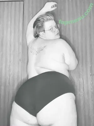  nude photo #0001