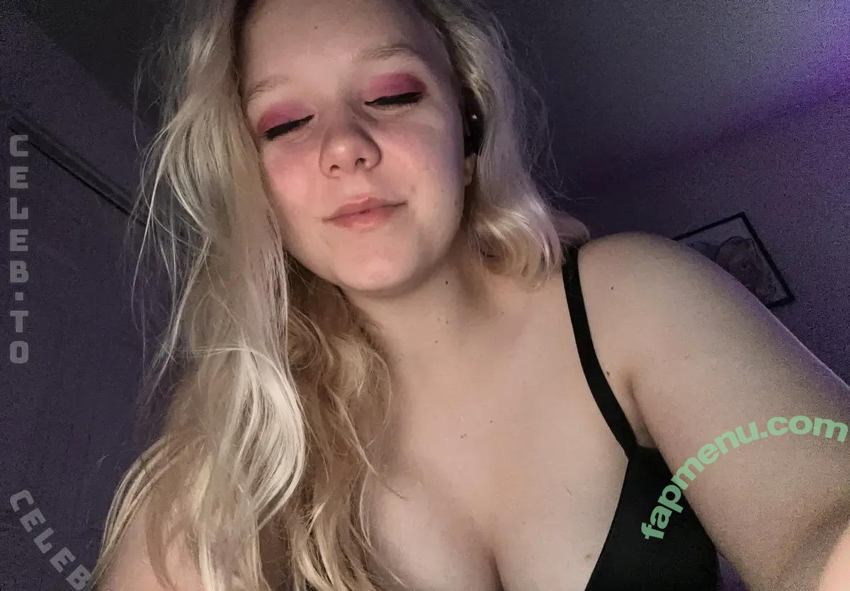 Rae Rekless nude photo #0010 (RaeRekless / shortandfeistyy)