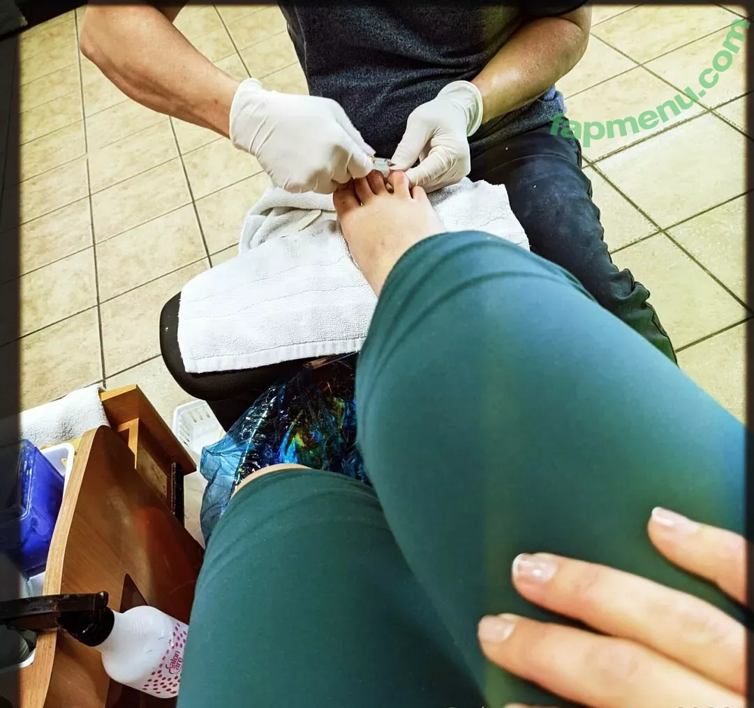 rae80085 nude photo #0016 (Rae / rae_80085)