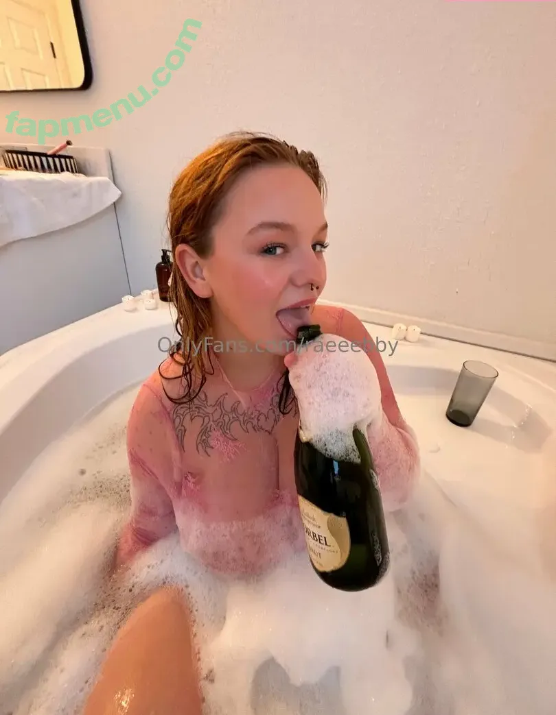 Raeeebby nude photo #0161 (abigail.raeee01 / raeeebbyy / vip.raeeebby)