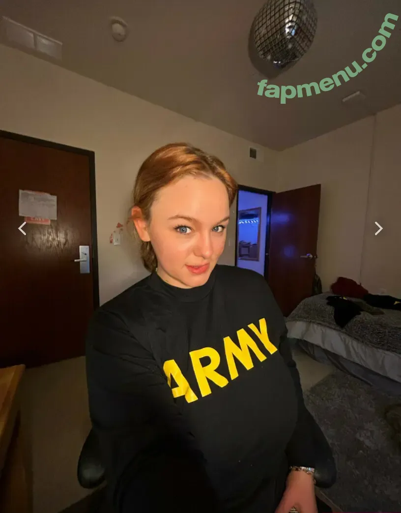 Raeeebby nude photo #0238 (abigail.raeee01 / raeeebbyy / vip.raeeebby)