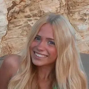 Raegan Fordemwalt / raeganspoetry nude photo #0004