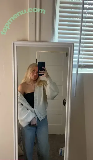 Raegan Fordemwalt / raeganspoetry nude photo #0059