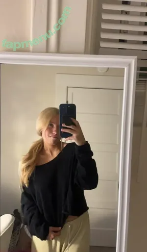 Raegan Fordemwalt / raeganspoetry nude photo #0080