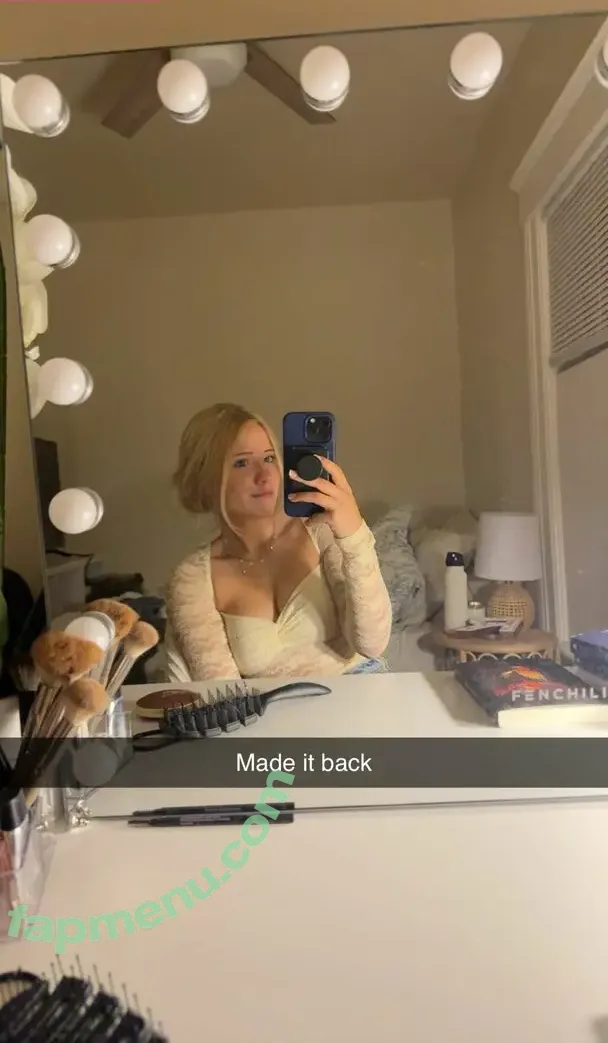 Raegan Fordemwalt nude photo #0007 (raeganspoetry)