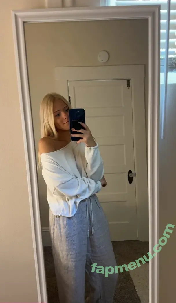 Raegan Fordemwalt nude photo #0014 (raeganspoetry)