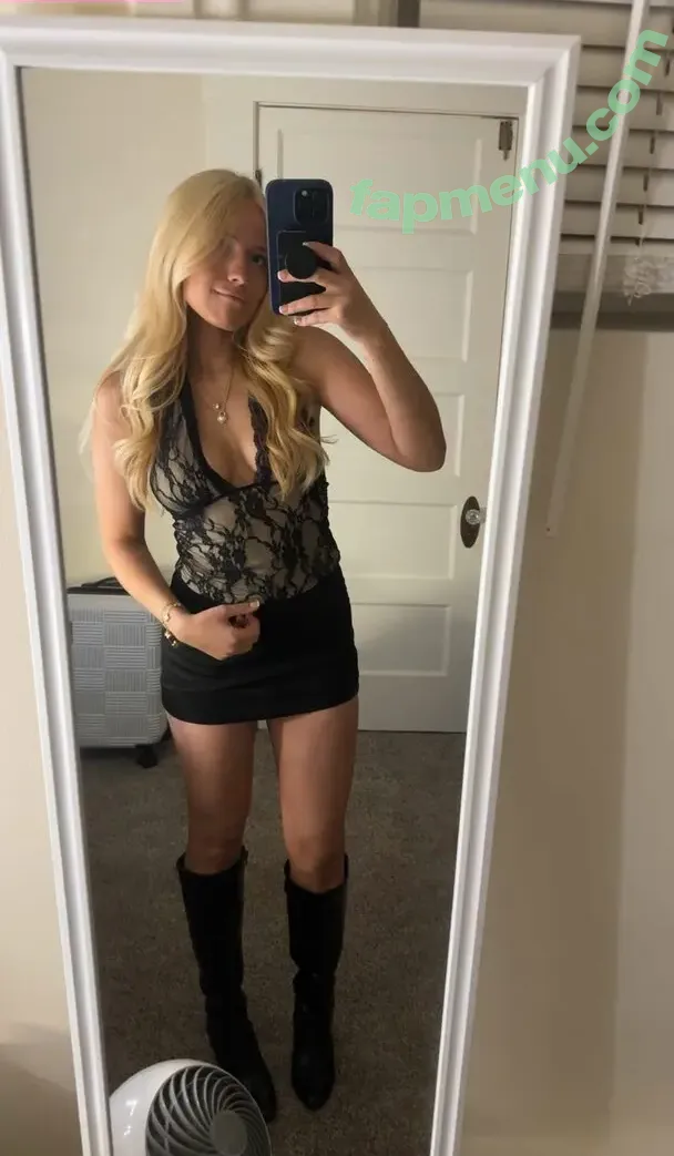 Raegan Fordemwalt nude photo #0072 (raeganspoetry)