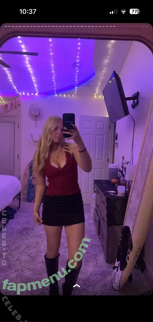 Raeganspoetry nude photo #0038 (Raeganspoetry)