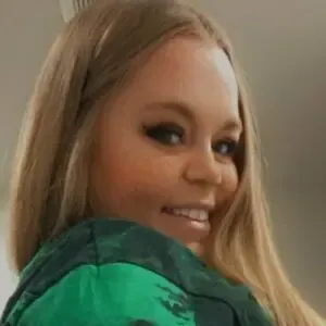 raek390x_ / kylierae294 nude photo #0005