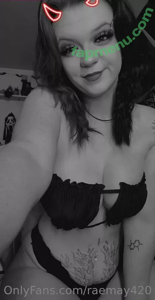 raemay420 nude photo #0039 (itsss.raeee420)