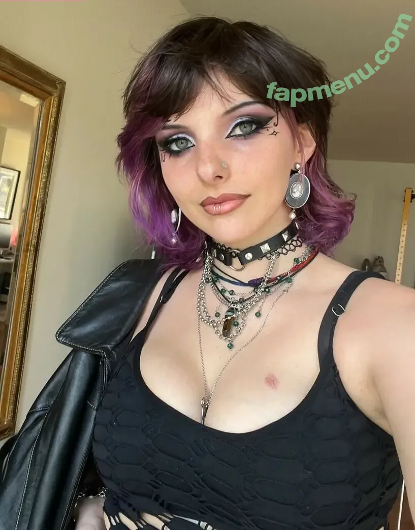 raephemel nude photo #0112 (raephemel)